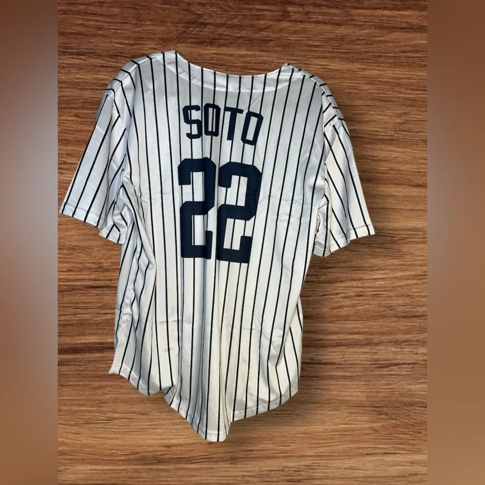 Juan Soto #22 New York Yankees White Pinstripes Baseball Jersey NWOT‎ ⚾️🔥 - Picture 2 of 4